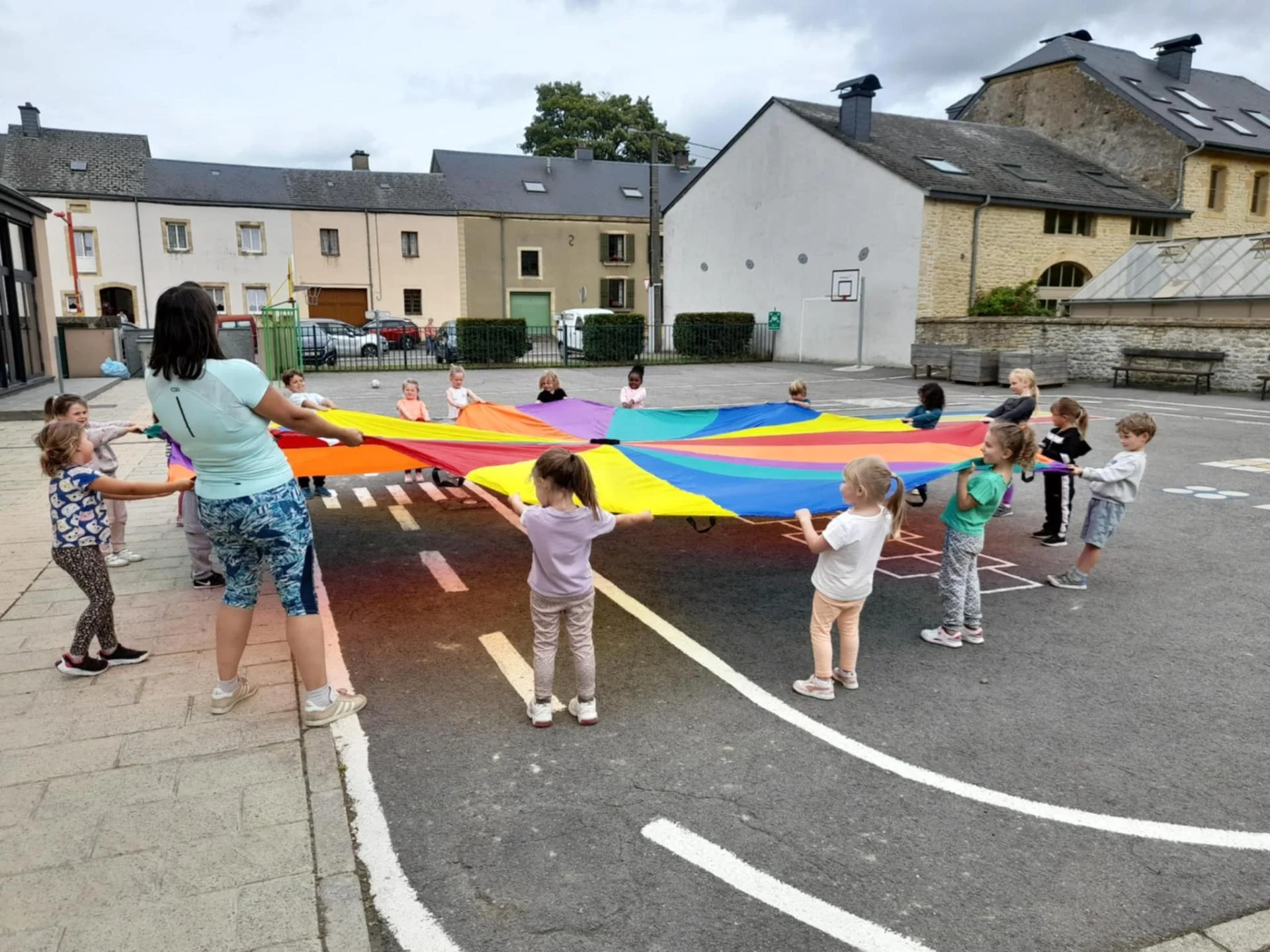 Parachute 2